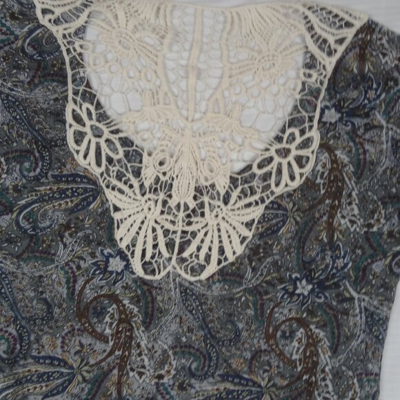 NO BOUNDARIES CROCHET BACK PAISLEY LARGE WOMENS BLOUSE T-SHIRT L234 - Picture 5 of 8